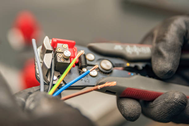 Best Electrical Troubleshooting Services  in East Bakersfield, CA