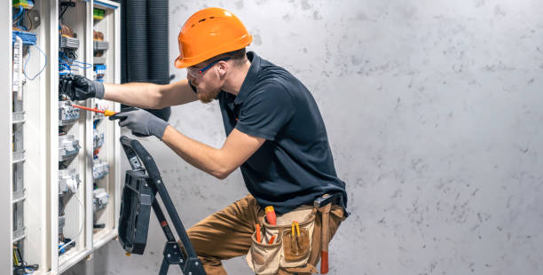 Best Circuit Breaker Repair  in East Bakersfield, CA